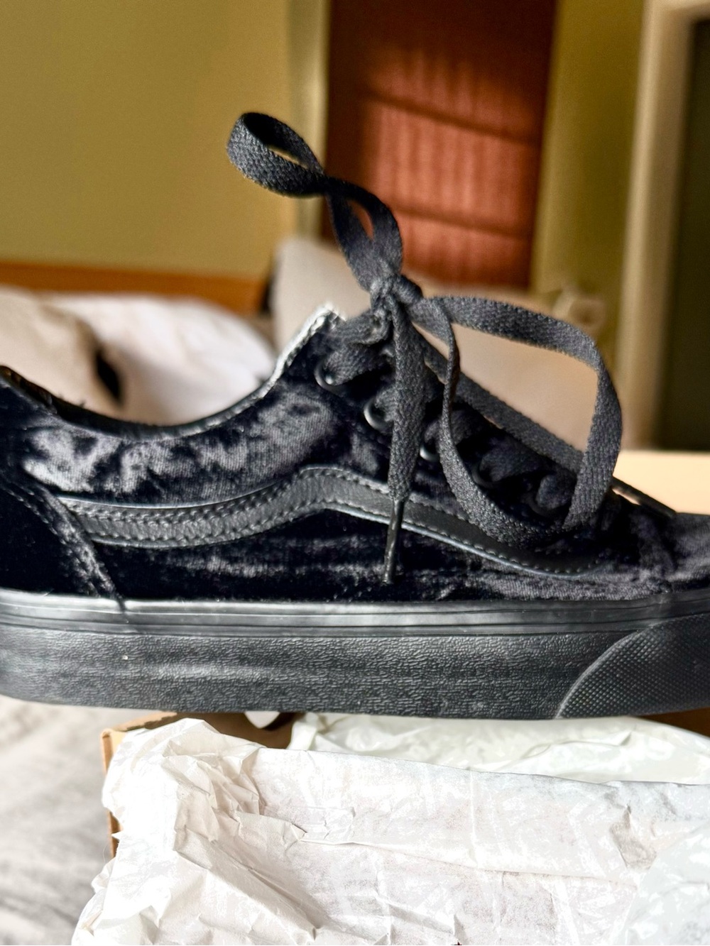 Vans Black Velvet Platform Low-Top Lace Sneakers